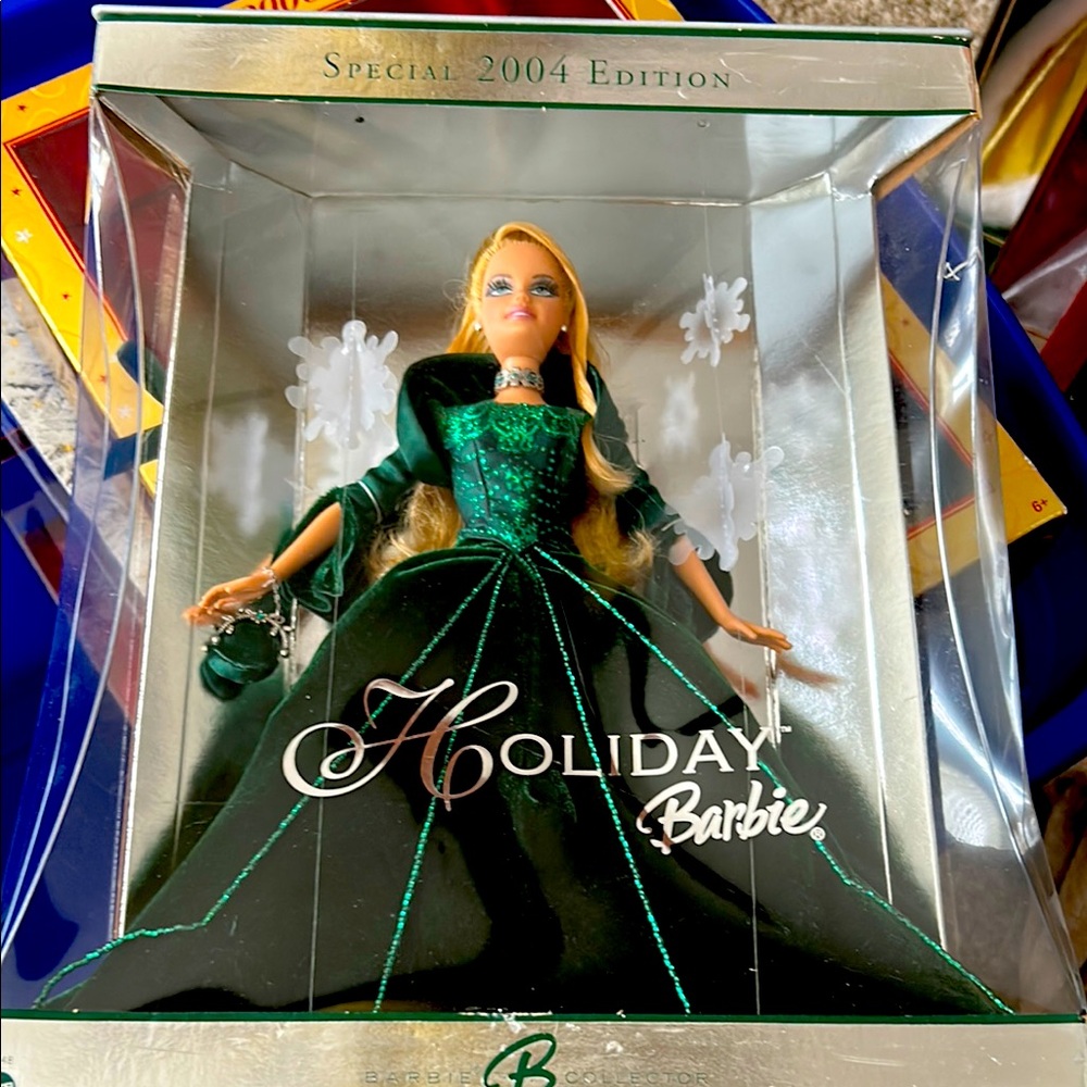 Barbie Special 2004 Edition Holiday Doll - Green Dress